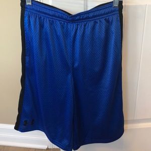 Boys Under Armour Shorts Size Large